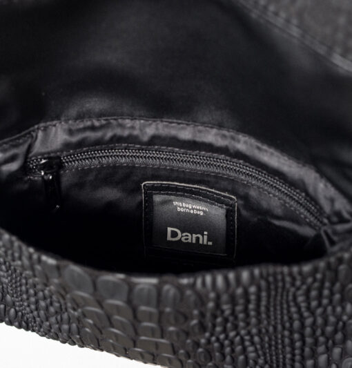 Clutch - Image 8